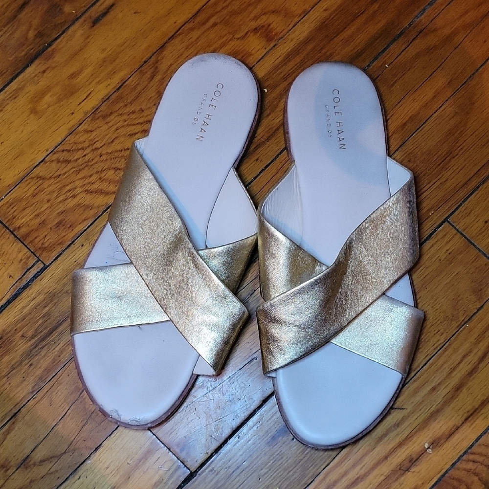 Cole Haan Women's Leather Cross Strap Gold Slide Sandals EUC Sz 8 Coastal Summer